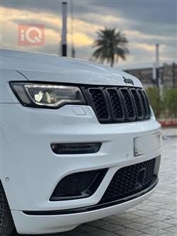 جيب جراند شيروكي